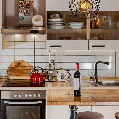 Ami 아파트 스플리트