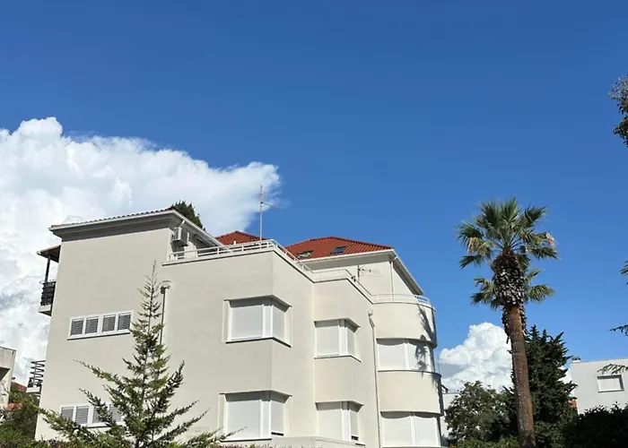 Ami Apartman *
